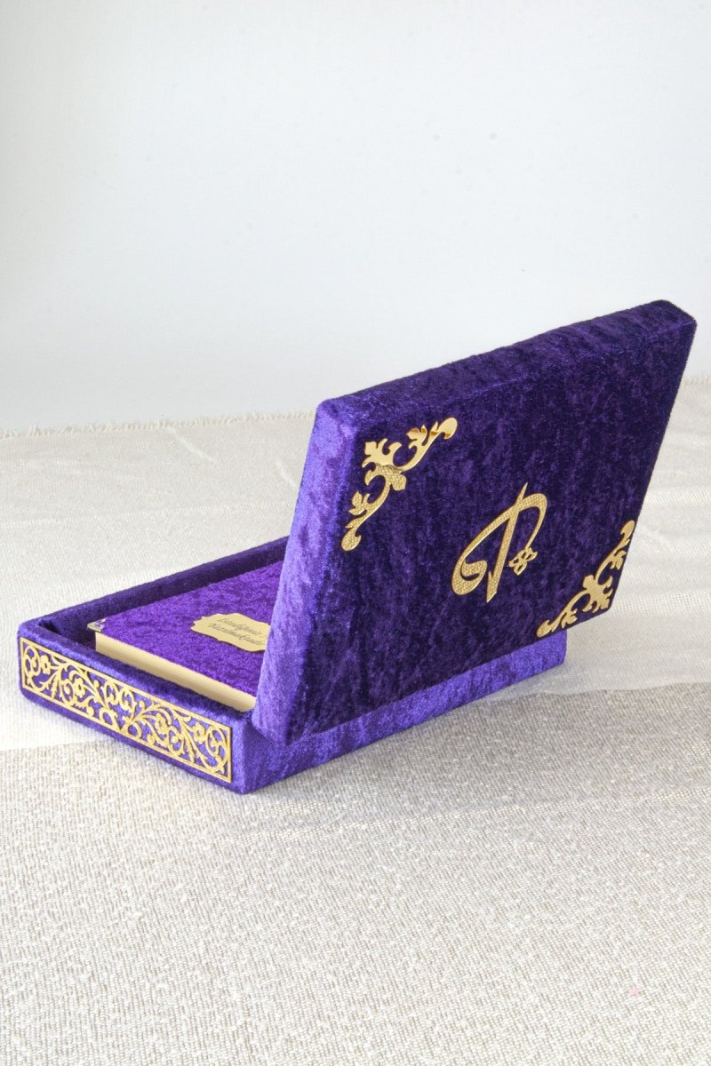 Personalized Velvet Quran Set with Plexiglass Elif - Vav Embellishments – Luxury Gift Box - ihvan