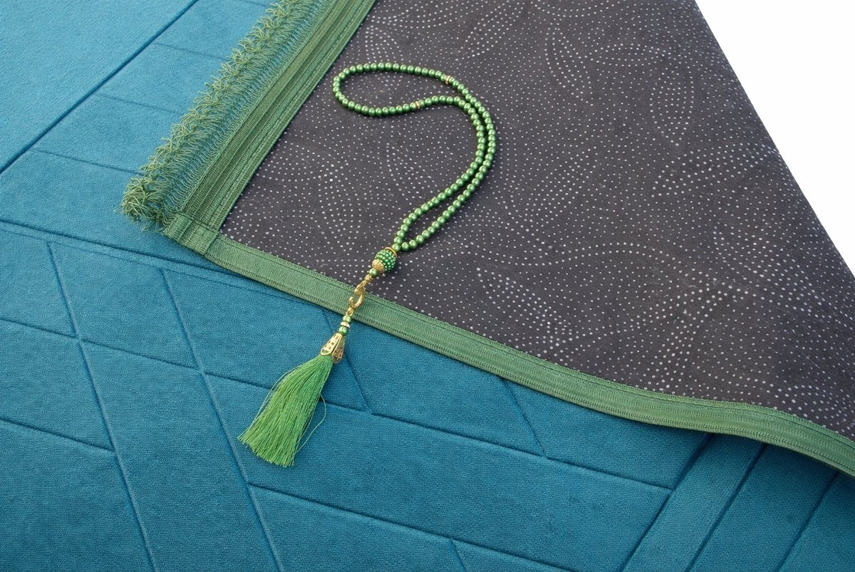 Thick Large Padded Sajadah - Soft Luxury Muslim Prayer Rug for Men and Women - Great for Knees and Forehead - Non - Slip Plush Velvet Islamic Prayer Mat - ihvan