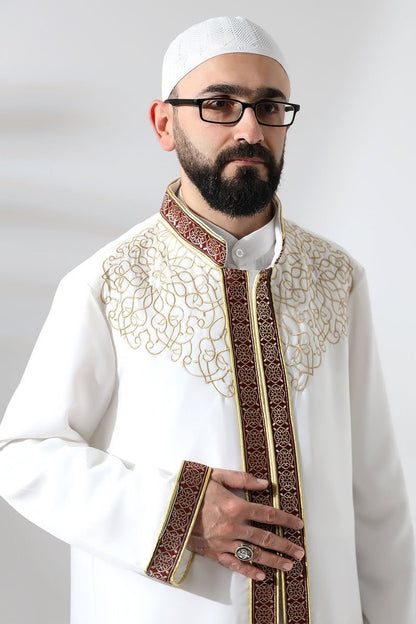White Mandarin Collar Men's Prayer Robe with Burgundy Stripe Embroidery - ihvan