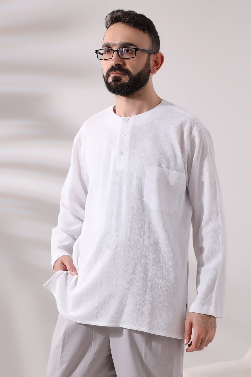 White Men's Relaxed Fit 3-Button Crew Neck Hajj and Umrah Shile Fabric Shirt - ihvan