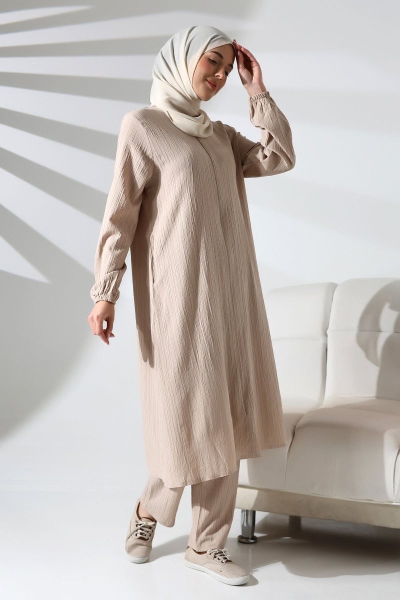 Women's Crepe Fabric Two-Piece Set with Hidden Zipper, Hajj/Umrah Outfit, Cream - ihvan