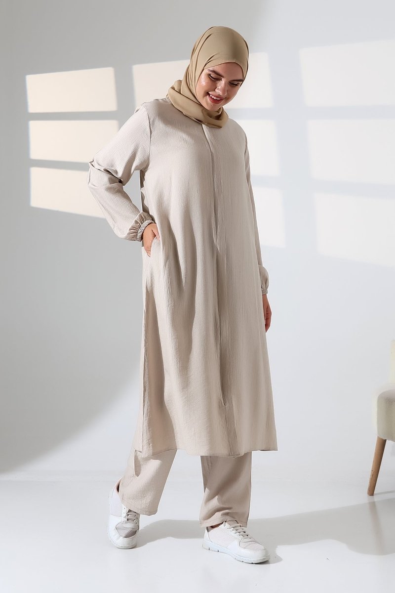 Women's Hajj and Umrah Attire, Two-Piece Hijab Set - Cream - ihvan