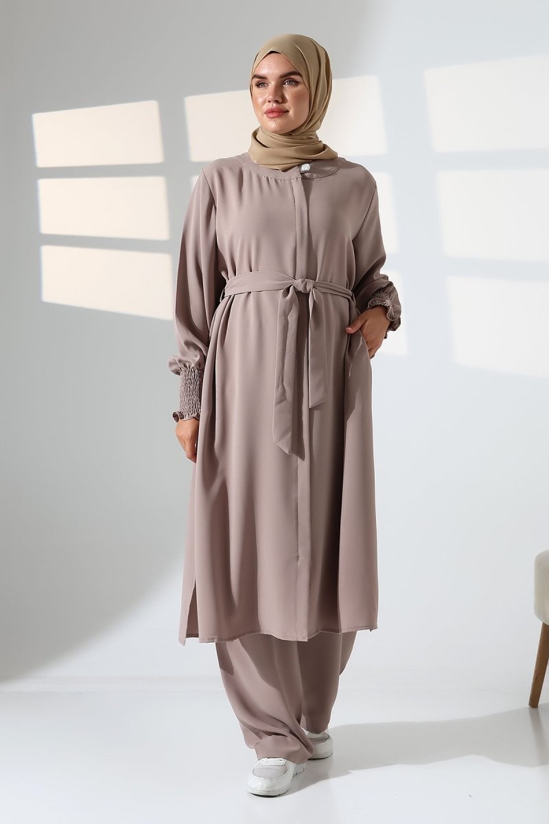 Women's Linen Hajj and Umrah Attire, Belted Hijab Two-Piece Set - Mink - ihvan