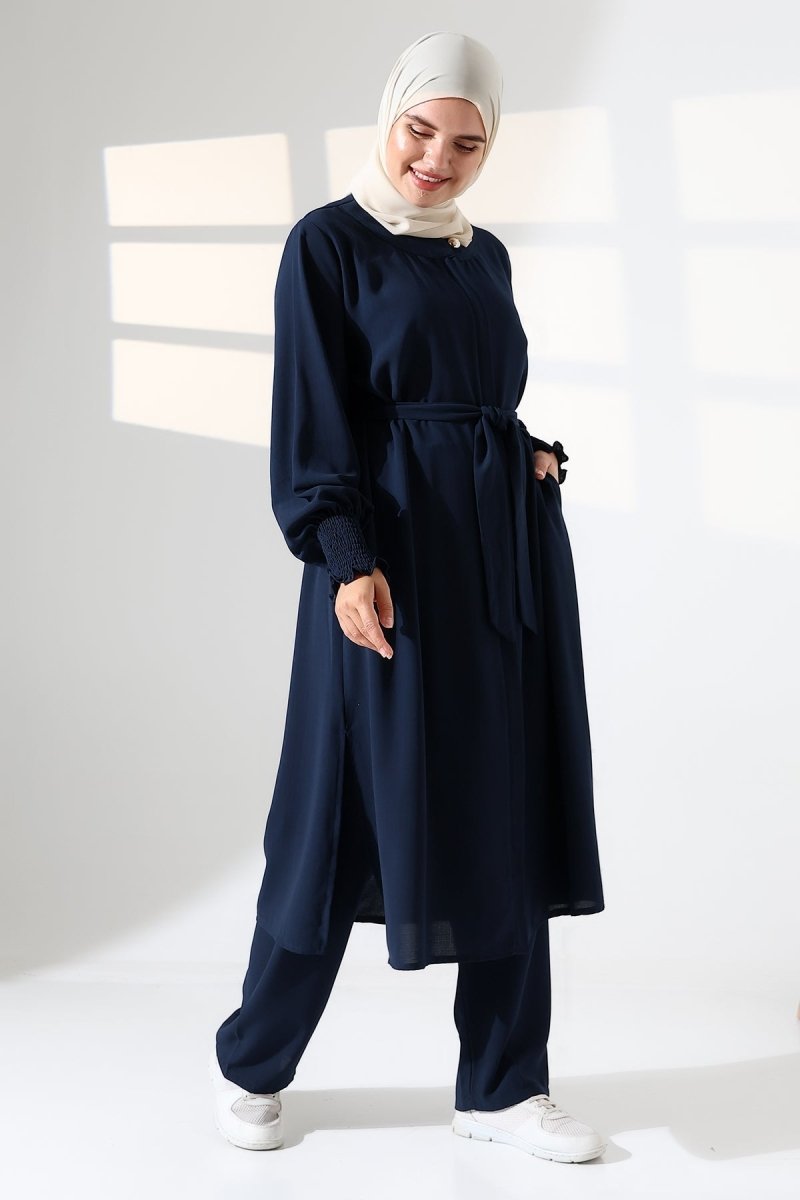 Women's Linen Hajj and Umrah Attire, Two-Piece Set with Belt - Navy Blue - ihvan