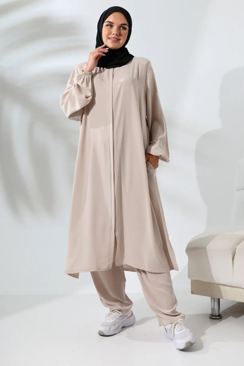 Women's Medina Silk Hajj and Umrah Hijab Two-Piece Set - Cream - ihvan