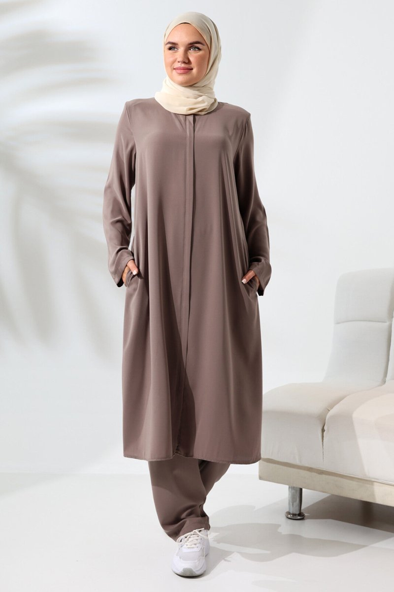Women's Medina Silk Hajj and Umrah Hijab Two-Piece Set - Milky Coffee - ihvan