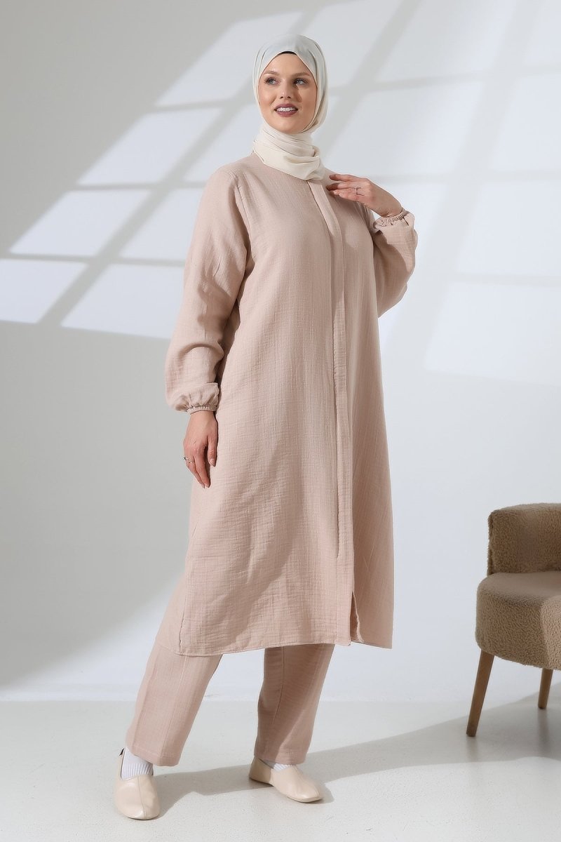 Women's Muslin Zip-Up Hijab Two-Piece Set Cotton Hajj and Umrah Outfit Beige (VSN) - ihvan